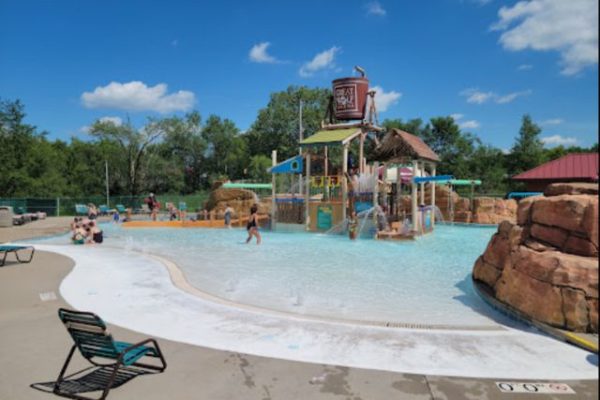 Great Wolf Lodge Wisconsin Dells, Parque acuático en Estados Unidos, Empleo en Estados Unidos, Work and Travel Estados Unidos, Summer Work and Travel, Lifeguard, trabajos de verano USA, salvavidas en Wisconsin, Lifeguard, SWT 2025, BBBSC